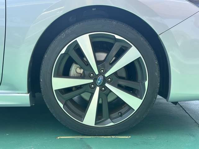 スバル インプレッサスポーツ ２．０ｉ−Ｓ　アイサイト H29年 (東海) 99