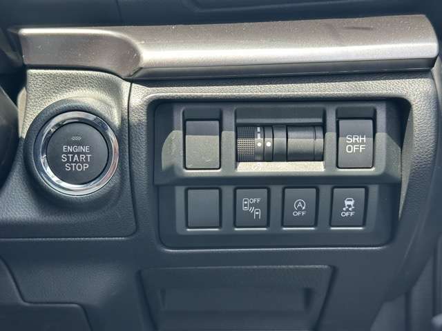 スバル インプレッサスポーツ ２．０ｉ−Ｓ　アイサイト H29年 (東海) 99