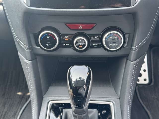 スバル インプレッサスポーツ ２．０ｉ−Ｓ　アイサイト H29年 (東海) 99