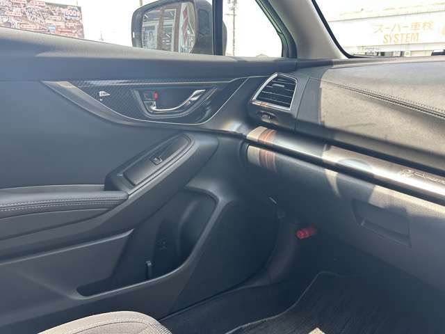 スバル インプレッサスポーツ ２．０ｉ−Ｓ　アイサイト H29年 (東海) 99