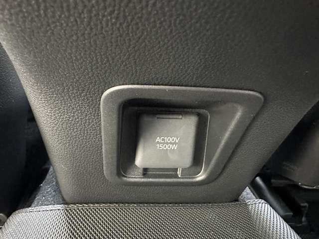 トヨタ クラウン　クロスオーバー　ハイブリッド ２．４ ＲＳ アドバンスト Ｅ－ＦＯＵＲ ＡＤＶＡＮＣＥＤ ４ＷＤ R4年 (東海) 99