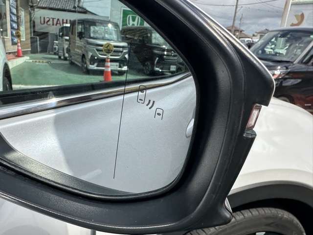 トヨタ クラウン　クロスオーバー　ハイブリッド ２．４ ＲＳ アドバンスト Ｅ－ＦＯＵＲ ＡＤＶＡＮＣＥＤ ４ＷＤ R4年 (東海) 99