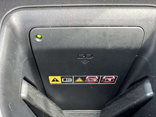 トヨタ クラウン　クロスオーバー　ハイブリッド ２．４ ＲＳ アドバンスト Ｅ－ＦＯＵＲ ＡＤＶＡＮＣＥＤ ４ＷＤ R4年 (東海) 99