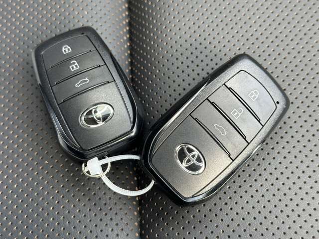 トヨタ クラウン　クロスオーバー　ハイブリッド ２．４ ＲＳ アドバンスト Ｅ－ＦＯＵＲ ＡＤＶＡＮＣＥＤ ４ＷＤ R4年 (東海) 99