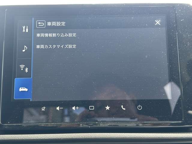 スズキ スイフト １．２ ハイブリッド ＭＺ R5年 (東海) 99