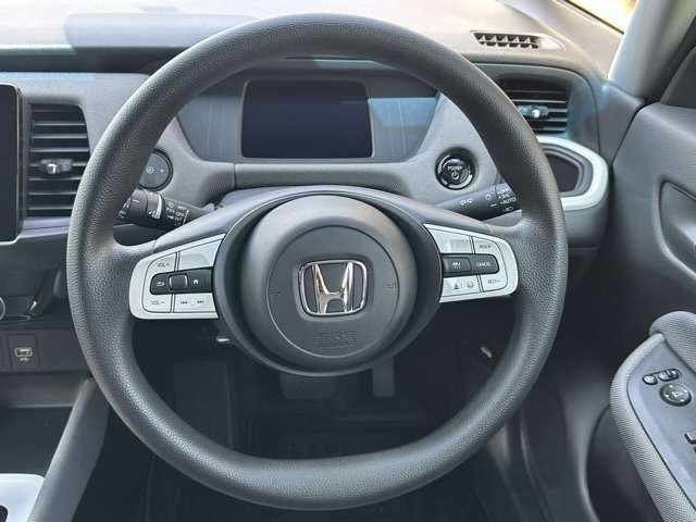 ホンダ フィット　ハイブリッド １．５ Ｅ：ＨＥＶ クロスター R2年 (東海) 99