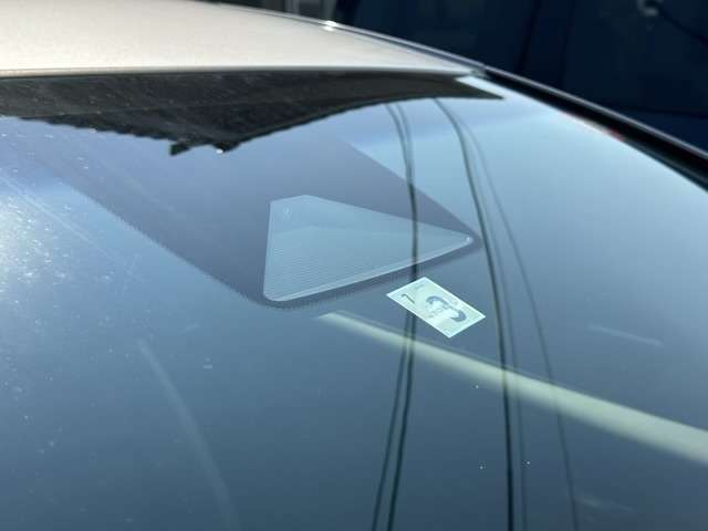 ホンダ フィット　ハイブリッド １．５ Ｅ：ＨＥＶ クロスター R2年 (東海) 99