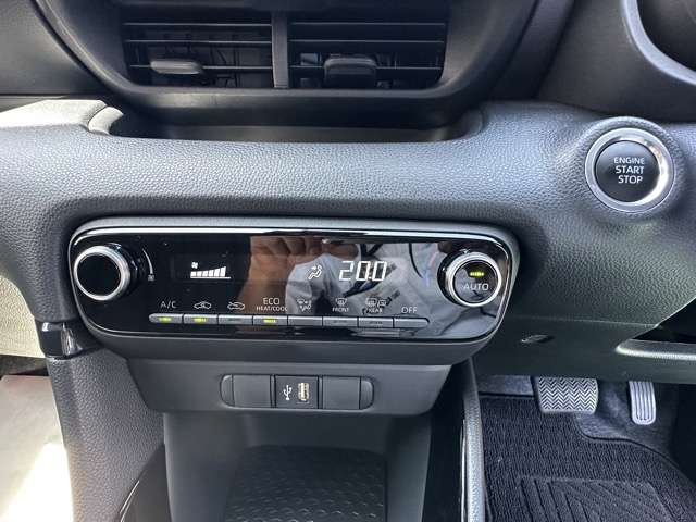 トヨタ ヤリス １．５ Ｇ R5年 (東海) 99