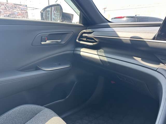 トヨタ クラウン　クロスオーバー　ハイブリッド ２．５ Ｇ アドバンスト Ｅ－ＦＯＵＲ ４ＷＤ R6年 (東海) 99