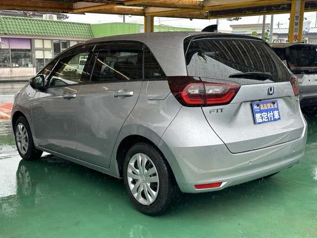 ホンダ フィット　ハイブリッド １．５ Ｅ：ＨＥＶ ホーム R2年 (東海) 99