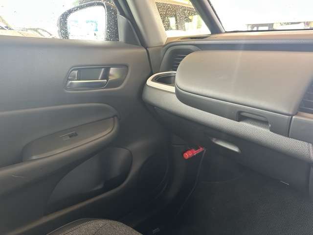 ホンダ フィット　ハイブリッド １．５ Ｅ：ＨＥＶ ホーム R2年 (東海) 99