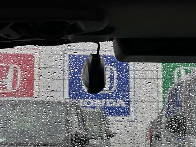 ホンダ フィット　ハイブリッド １．５ Ｅ：ＨＥＶ ホーム R2年 (東海) 99