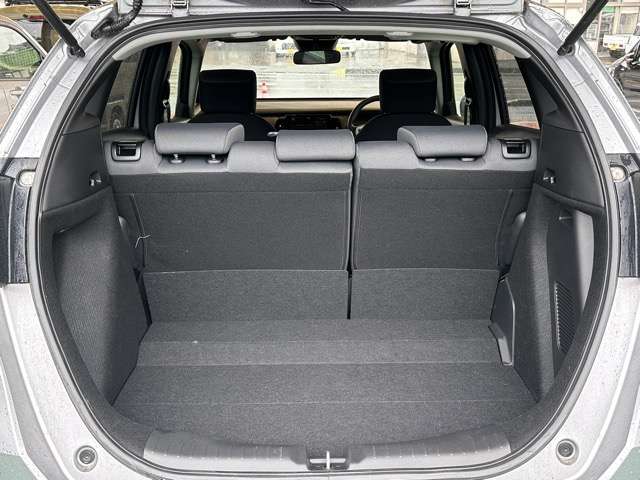 ホンダ フィット　ハイブリッド １．５ Ｅ：ＨＥＶ ベーシック R4年 (東海) 99