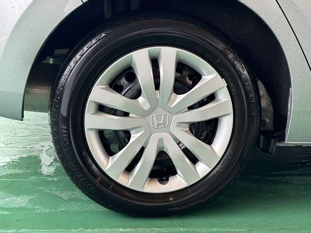 ホンダ フィット　ハイブリッド １．５ Ｅ：ＨＥＶ ベーシック R4年 (東海) 99