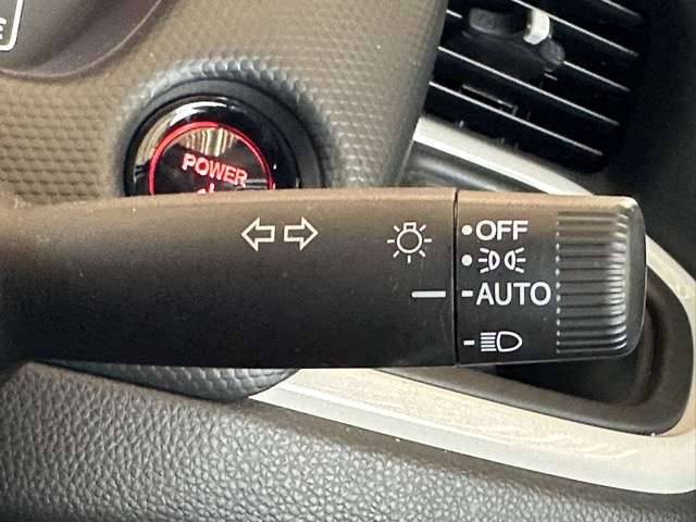 ホンダ フィット　ハイブリッド １．５ Ｅ：ＨＥＶ ベーシック R4年 (東海) 99