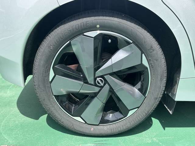 日産 ノートオーラ １．２ Ｇ R5年 (東海) 99