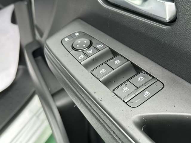 日産 セレナ ２．０ ハイウェイスターＶ R7年 (東海) 99