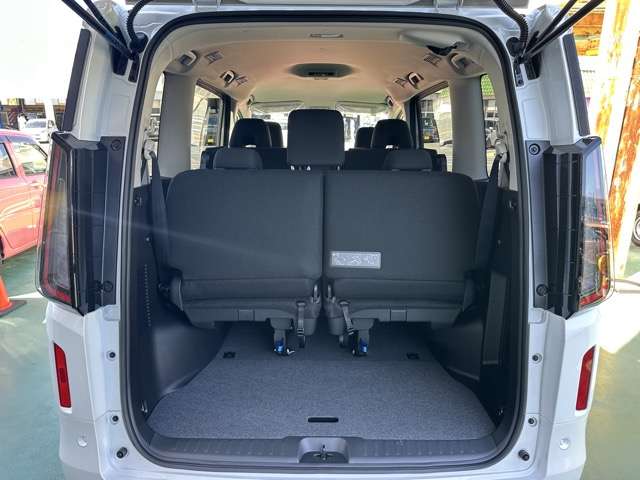 日産 セレナ ２．０ Ｘ R7年 (東海) 99