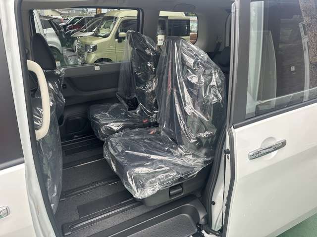 日産 セレナ １．４ Ｅ－ＰＯＷＥＲ ルキシオン R7年 (東海) 99