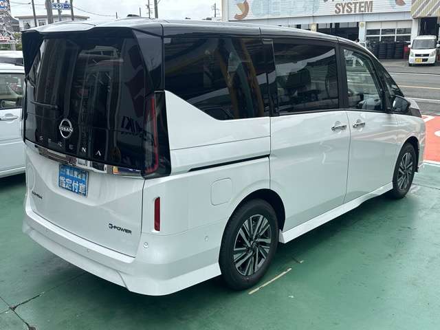 日産 セレナ １．４ Ｅ－ＰＯＷＥＲ ルキシオン R7年 (東海) 99