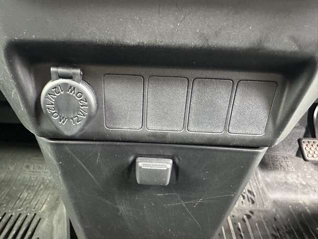 トヨタ タンク １．０ カスタム Ｇ－Ｔ H30年 (東海) 99