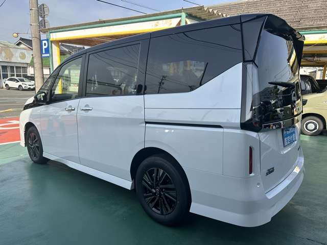 日産 セレナ １．４ Ｅ－ＰＯＷＥＲ ハイウェイスターＶ ９０周年記念車 R7年 (東海) 99