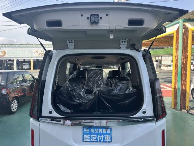 日産 セレナ １．４ Ｅ－ＰＯＷＥＲ ハイウェイスターＶ ９０周年記念車 R7年 (東海) 99