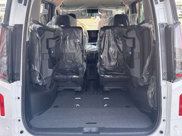 日産 セレナ １．４ Ｅ－ＰＯＷＥＲ ハイウェイスターＶ ９０周年記念車 R7年 (東海) 99