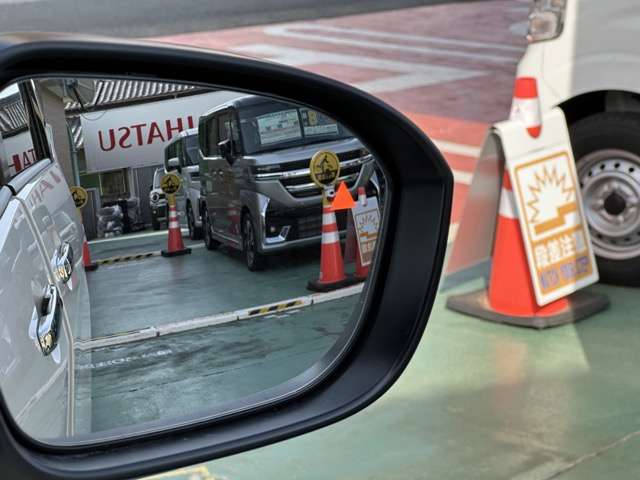 日産 セレナ １．４ Ｅ－ＰＯＷＥＲ ハイウェイスターＶ ９０周年記念車 R7年 (東海) 99