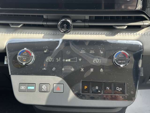 日産 セレナ １．４ Ｅ－ＰＯＷＥＲ ルキシオン R7年 (東海) 99