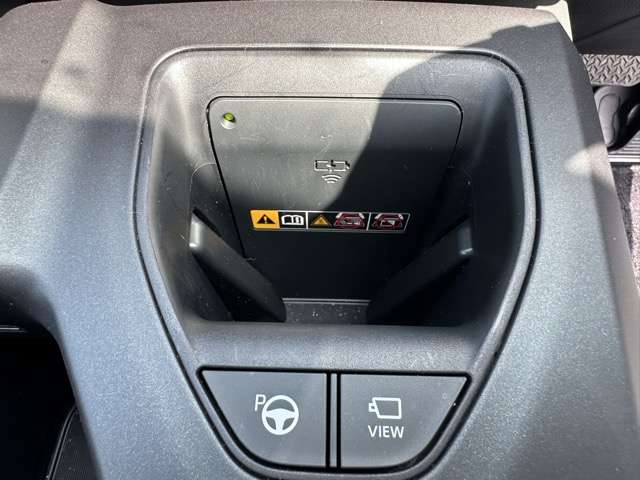 トヨタ クラウン　クロスオーバー　ハイブリッド ２．４ ＲＳ アドバンスト Ｅ－ＦＯＵＲ ＡＤＶＡＮＣＥＤ ４ＷＤ R4年 (東海) 99