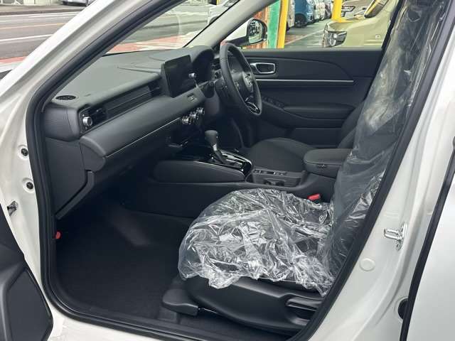 ホンダ ヴェゼル １．５ Ｅ：ＨＥＶ Ｚ R7年 (東海) 99