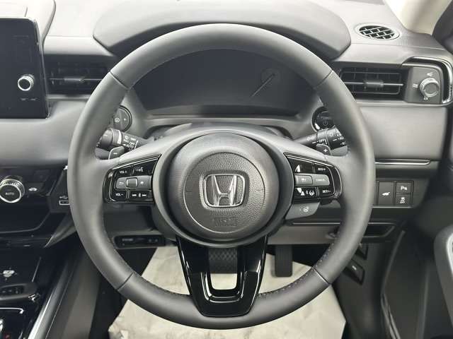 ホンダ ヴェゼル １．５ Ｅ：ＨＥＶ Ｚ R7年 (東海) 99