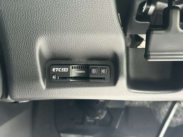 ホンダ ヴェゼル １．５ Ｅ：ＨＥＶ Ｚ R7年 (東海) 99