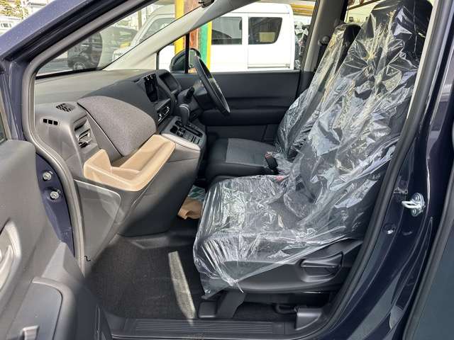 ホンダ フリード　ハイブリッド １．５ Ｅ：ＨＥＶ エアー ＥＸ R7年 (東海) 99