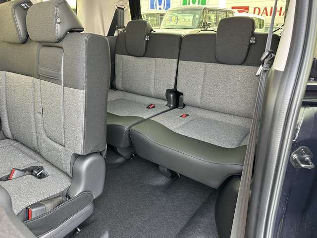 ホンダ フリード　ハイブリッド １．５ Ｅ：ＨＥＶ エアー ＥＸ R7年 (東海) 99