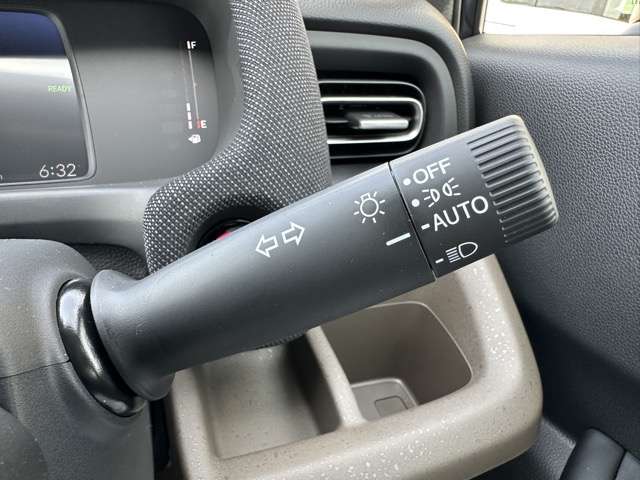 ホンダ フリード　ハイブリッド １．５ Ｅ：ＨＥＶ エアー ＥＸ R7年 (東海) 99