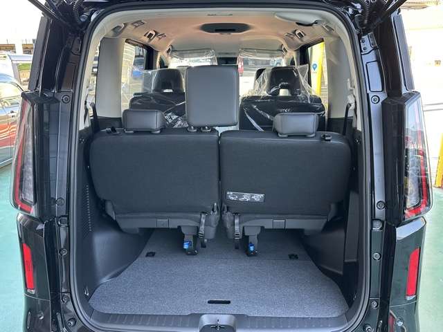 日産 セレナ １．４ Ｅ－ＰＯＷＥＲ ハイウェイスターＶ R7年 (東海) 99