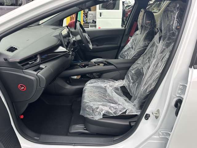 日産 ノートオーラ １．２ ＮＩＳＭＯ チューンド Ｅ－ＰＯＷＥＲ ４ＷＤ R7年 (東海) 99