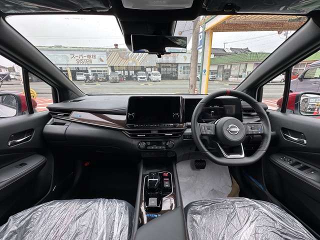 日産 ノートオーラ １．２ ＮＩＳＭＯ チューンド Ｅ－ＰＯＷＥＲ ４ＷＤ R7年 (東海) 99