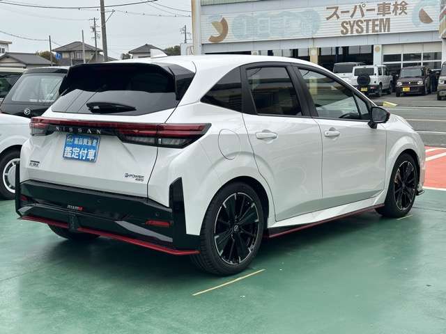 日産 ノートオーラ １．２ ＮＩＳＭＯ チューンド Ｅ－ＰＯＷＥＲ ４ＷＤ R7年 (東海) 99