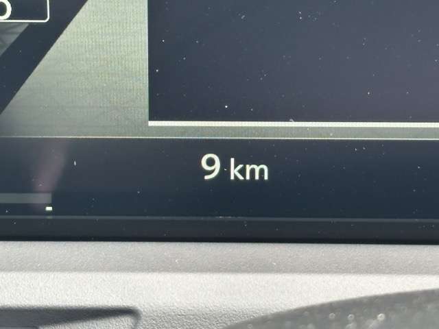 日産 ノートオーラ １．２ ＮＩＳＭＯ チューンド Ｅ－ＰＯＷＥＲ ４ＷＤ R7年 (東海) 99