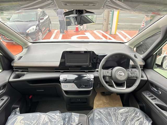 日産 セレナ １．４ Ｅ－４ＯＲＣＥ ハイウェイスターＶ ４ＷＤ R7年 (東海) 99