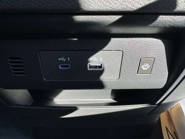 日産 セレナ ２．０ ハイウェイスターＶ R7年 (東海) 99