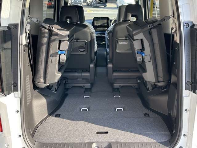 日産 セレナ １．４ Ｅ－４ＯＲＣＥ ハイウェイスターＶ ４ＷＤ R7年 (東海) 99