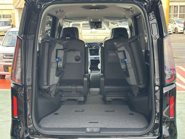 日産 セレナ １．４ Ｅ－４ＯＲＣＥ ハイウェイスターＶ ４ＷＤ R7年 (東海) 99