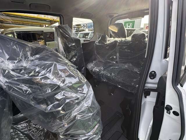 日産 セレナ １．４ Ｅ－４ＯＲＣＥ ハイウェイスターＶ ４ＷＤ R7年 (東海) 99