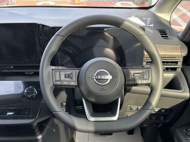 日産 セレナ １．４ Ｅ－４ＯＲＣＥ ハイウェイスターＶ ４ＷＤ R7年 (東海) 99