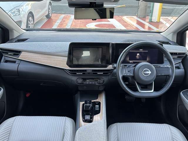 日産 ノートオーラ １．２ Ｇ レザーエディション R5年 (東海) 99