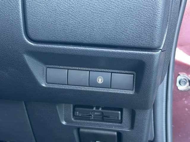 日産 ノートオーラ １．２ Ｇ レザーエディション R5年 (東海) 99